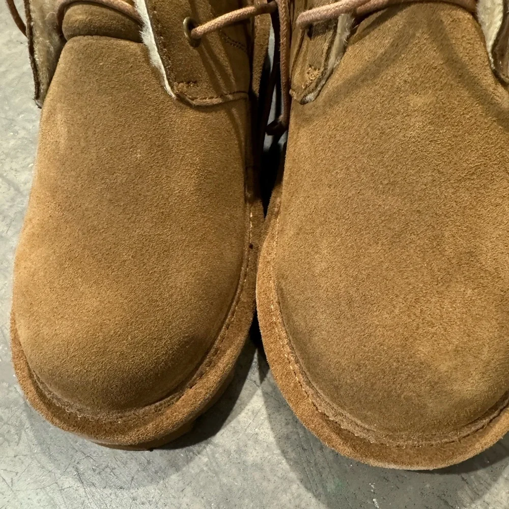 BEARPAW Skye Youth- unisex fur boot “never wet” cute cozy comfy and so cool 😎!